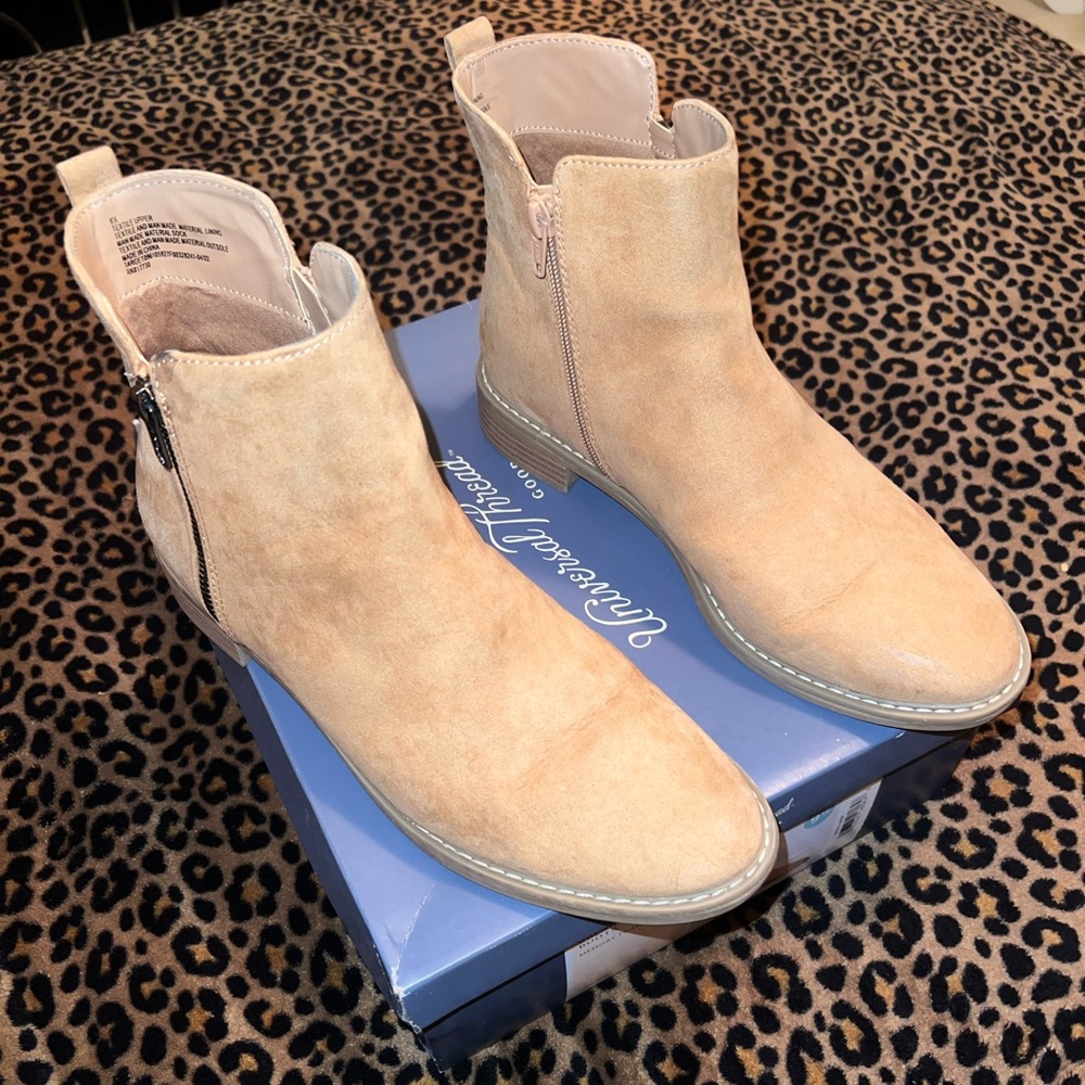 Tan Memory Foam Ankle Boots